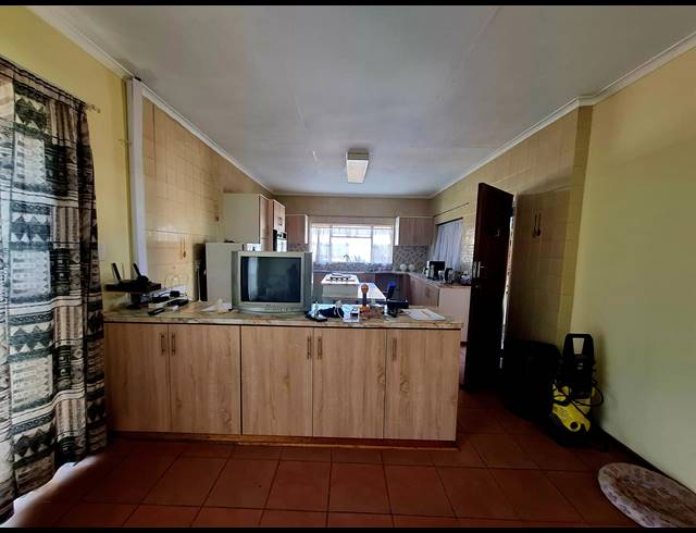 3 BEDROOM HOUSE FOR SALE IN BRAKPAN CENTRAL